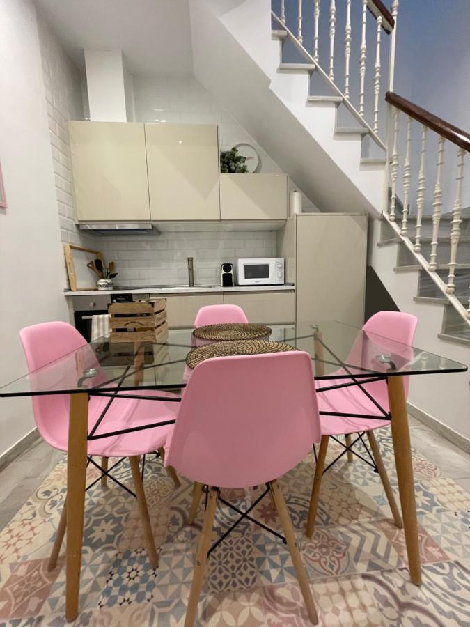 La Casa De Maria Castana Apartman Sevilla Kültér fotó